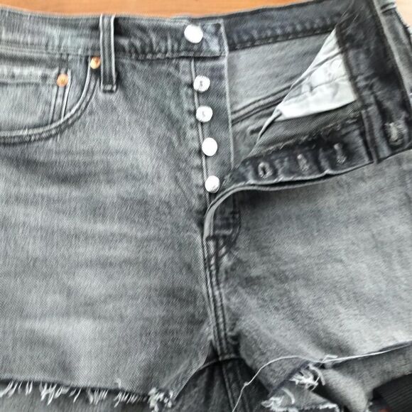 Levi's 501 Shorts  - Picture 3 of 8